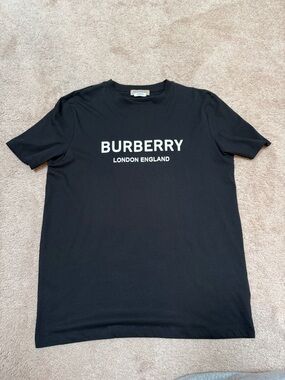 Burberry T-Shirt